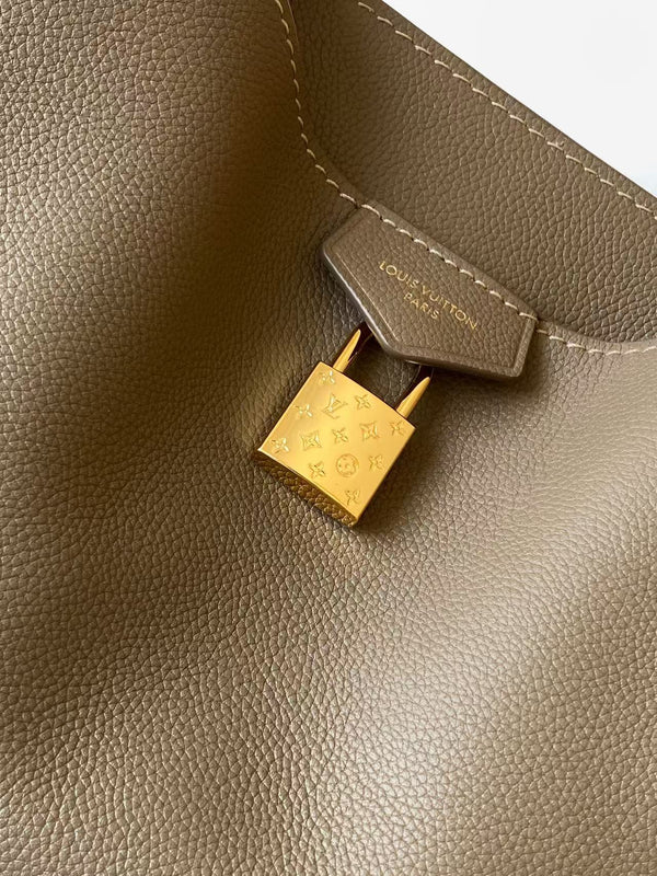 LV Vendôme PM Bag 28.5cm Taupe in Calfskin 287198