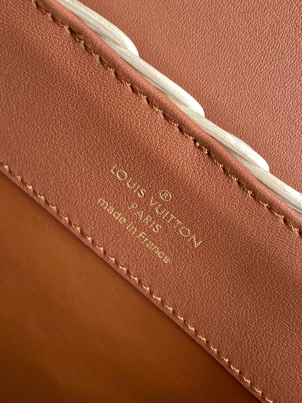 LV Capucines Mini Handbag Brown in Rattan and Cowhide leather 287159