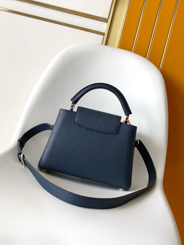 LV Capucines Mini Handbag Navy Blue in Taurillon Calfskin leather 287072