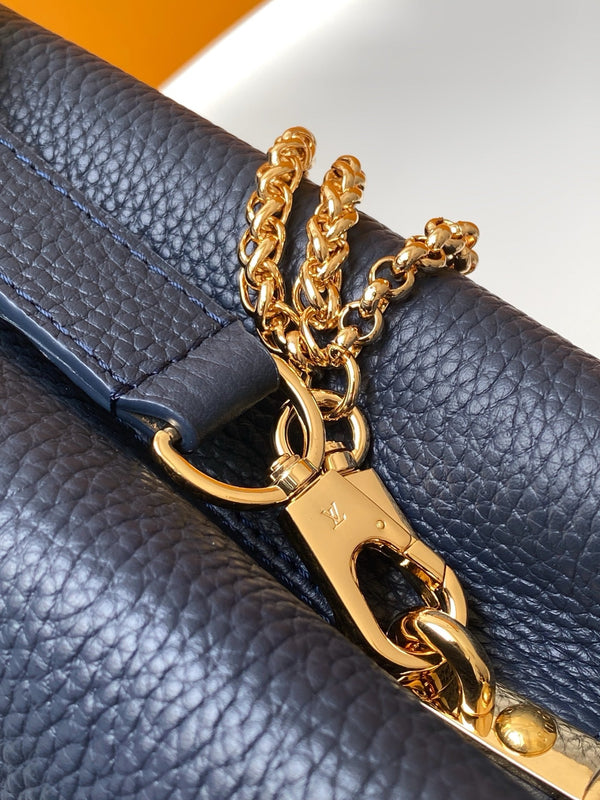 LV Capucines Mini Handbag Navy Blue in Taurillon Calfskin leather 287072