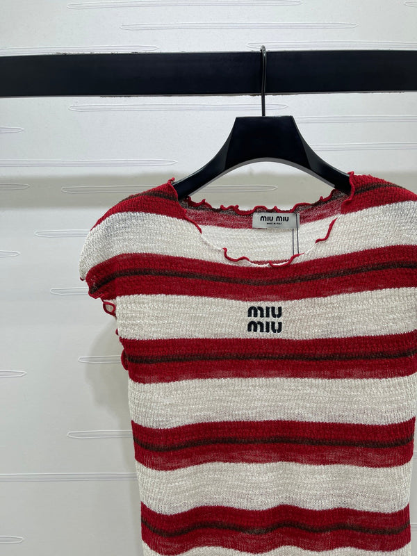 Miu 26 Color-blocked Striped Short-sleeved Top Red in Acrylic 380671