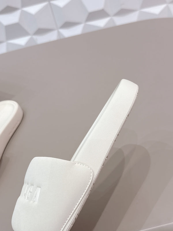 Bal 26 Sandal Full White in Leather 770765