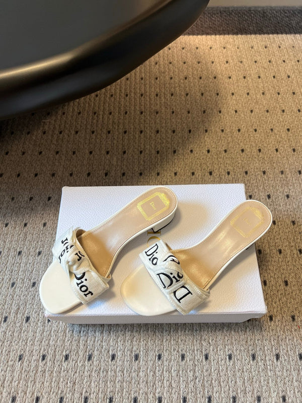 CD 26SS Letter Webbing Sandals 40 White in Fabric 789475