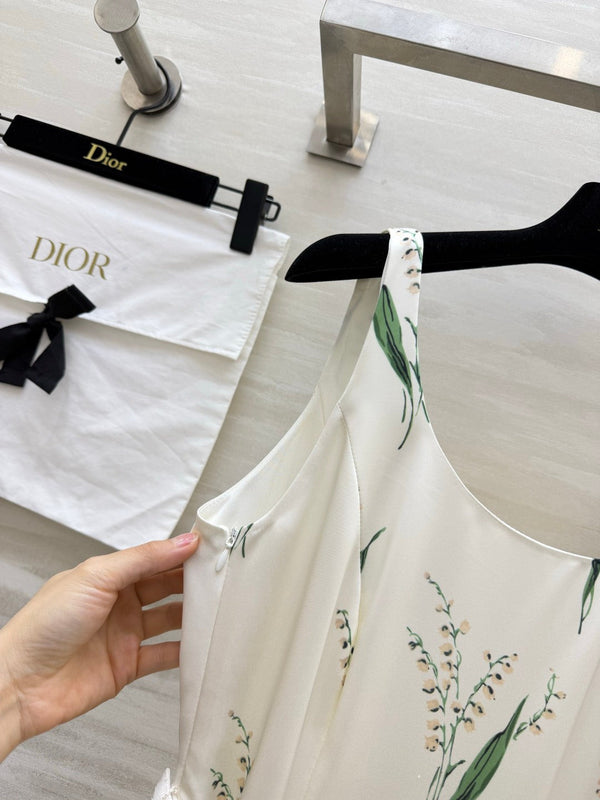 CD 26 Lily of the Valley Print Slip Dress White in Mulberry Silk 384743