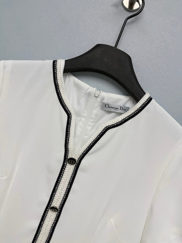 CD 26 Waist-Defining Short-Sleeve Dress White in Wool Knitwear and Cotton Blend 386807