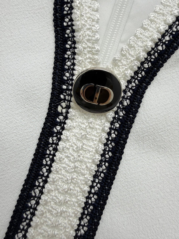 CD 26 Waist-Defining Short-Sleeve Dress White in Wool Knitwear and Cotton Blend 386807