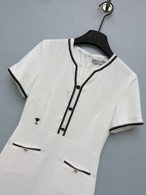 CD 26 Waist-Defining Short-Sleeve Dress White in Wool Knitwear and Cotton Blend 386807