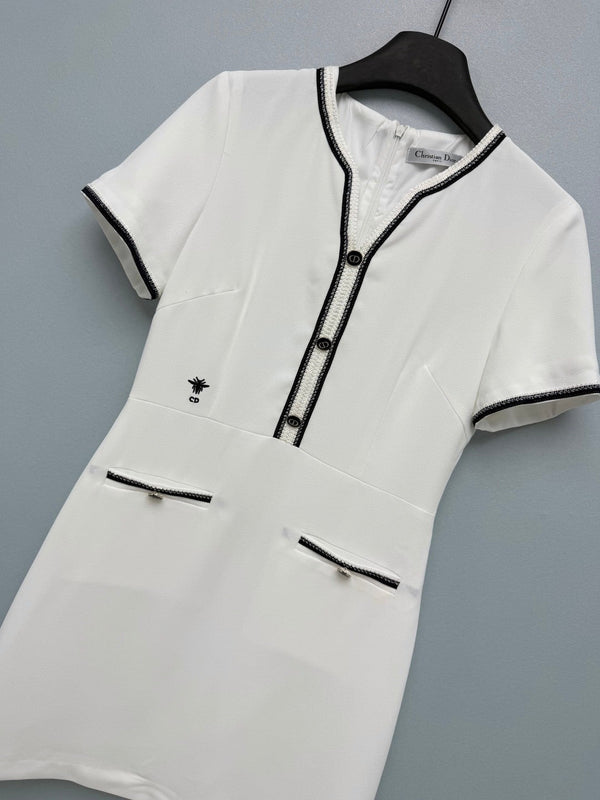CD 26 Waist-Defining Short-Sleeve Dress White in Wool Knitwear and Cotton Blend 386807