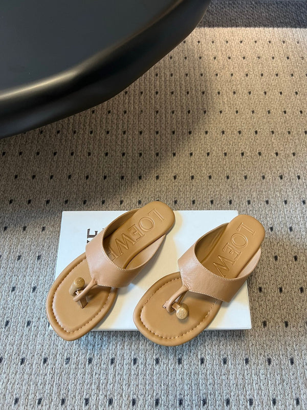 Loew 26 Flip-Flops Light Brown in Cowhide 803538