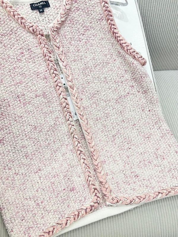 CC 26 Knitted Vest Jacket Light Pink in Wool 387497