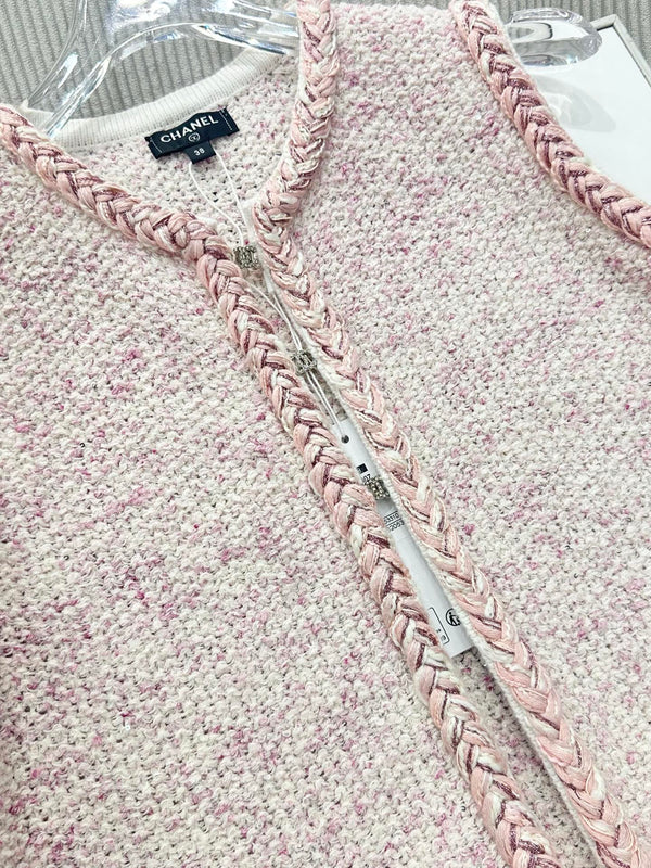 CC 26 Knitted Vest Jacket Light Pink in Wool 387497