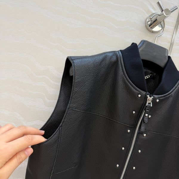 HM Elegant Equestrian-inspired Genuine Jacket Black in Sheepskin
