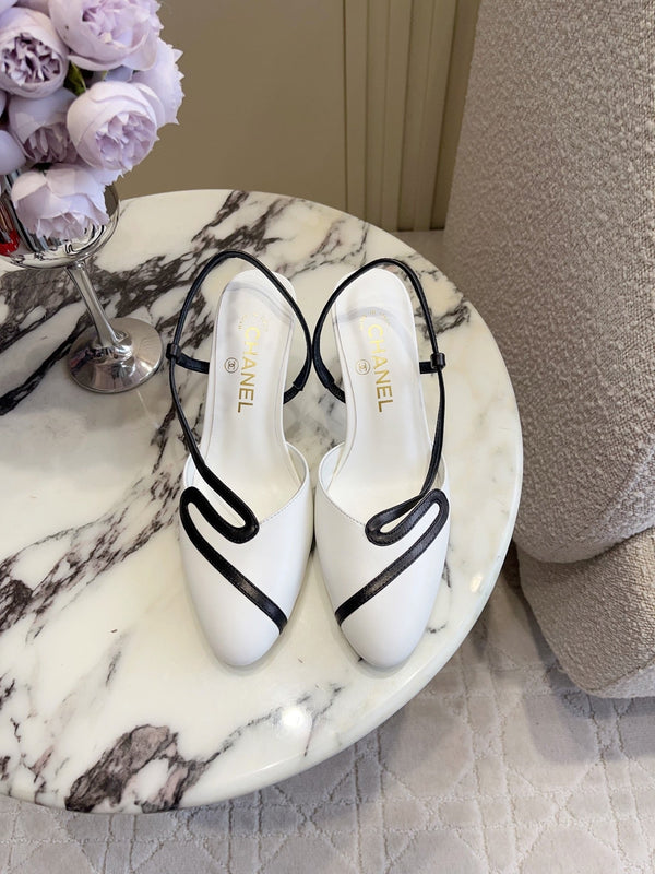 CC 26 Color-Blocked High Heels 75mm White in Leather 808102