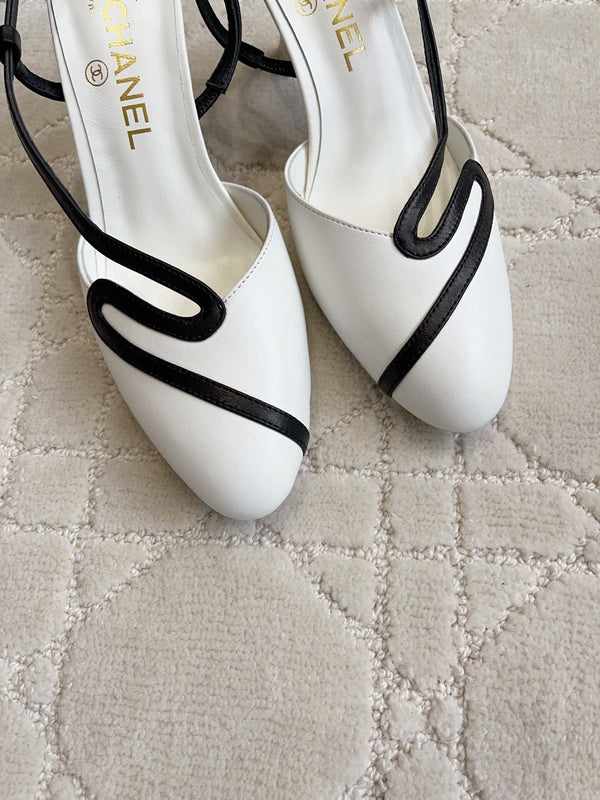 CC 26 Color-Blocked High Heels 75mm White in Leather 808102