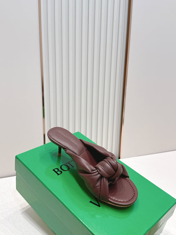 BV Maroon Knotted Slides 5.5cm Chocolate Leather 798055