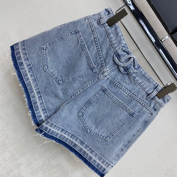 CC 26 Fringe-Edge Denim Shorts Blue in Cotton 389536