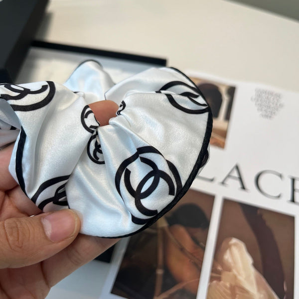 CC Hair Scrunchie Silk 296210
