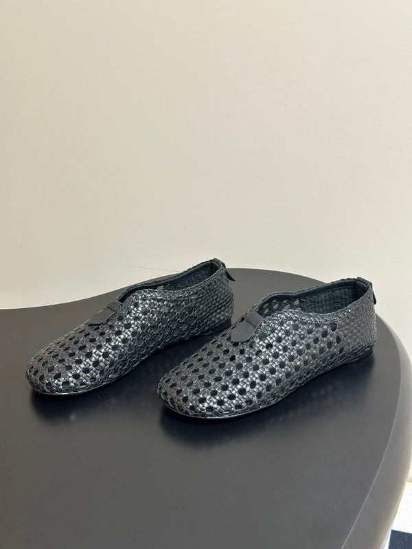 LP 26s Floaty Flats Black Handwoven Cowhide Leather 235279