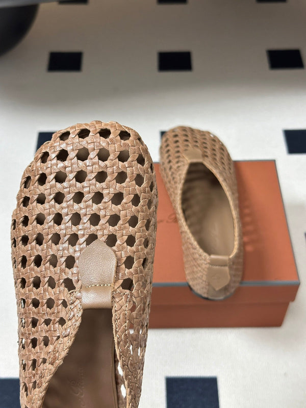 LP 26s Floaty Flats Begie Handwoven Cowhide Leather 235278