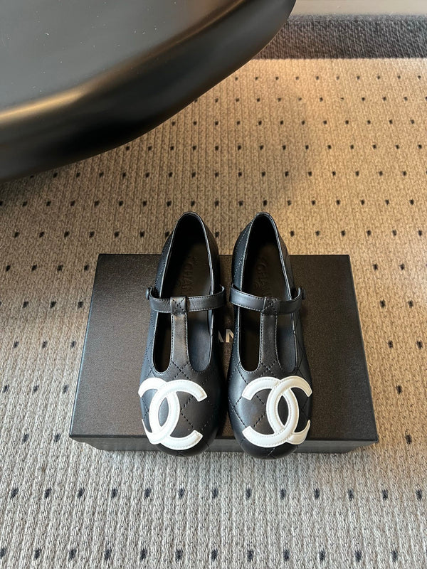 CC 26s T-Strap Mary Jane Flats White Black Cowhide