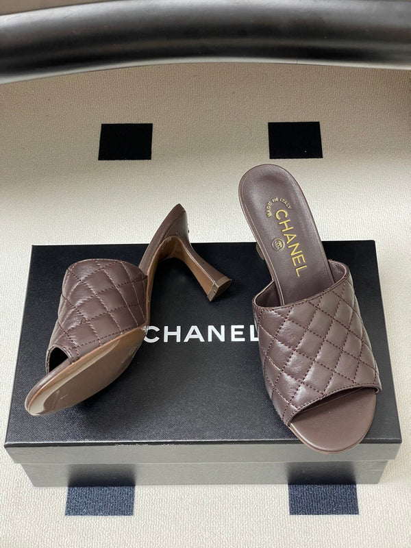 CC Quilted Heeled Sandal 8cm Dark Brown Lambskin 834717
