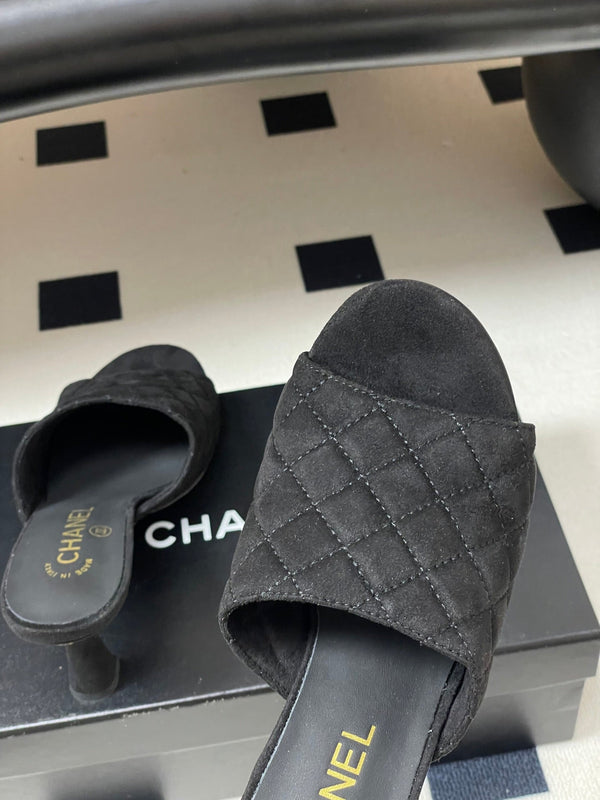 CC Quilted Heeled Sandal 8cm Black Suede 834714