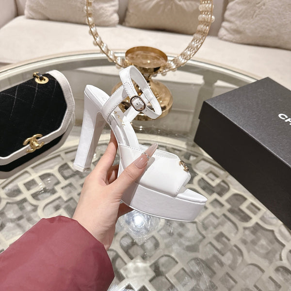 CC 2026 Platform Sandals 11cm White Sheepskin 834300