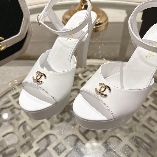 CC 2026 Platform Sandals 11cm White Sheepskin 834300