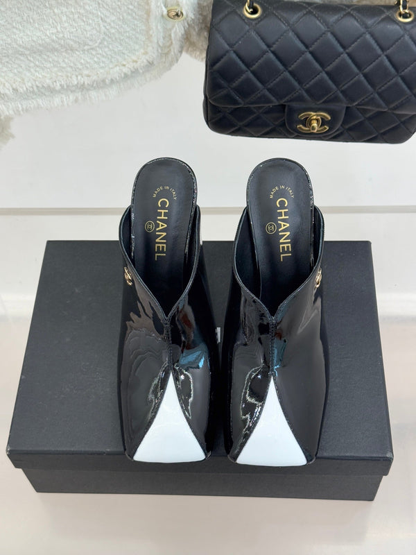 CC 26P Double C Color-Block Square-Toe Mule Slippers Patent Calfskin 841995