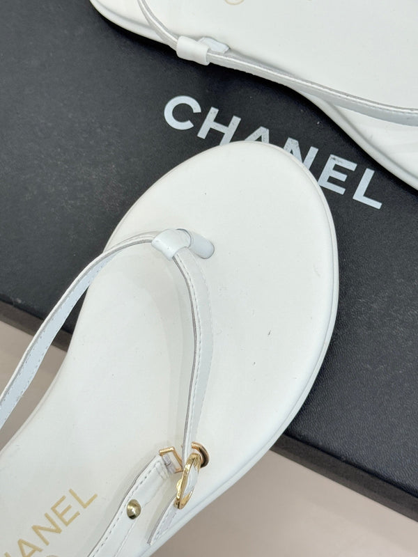 CC New Minimalist Flip-Flop Flat Sandals Calfskin 841972