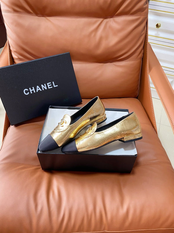CC 26P Double C Loafers Gold Black Metallic Lambskin & Grosgrain 857974