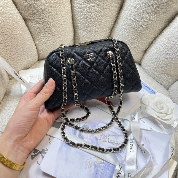 CC 26P Bowling Bag Chain Strap 19.5cn Brown Caviar Cowhide GHW