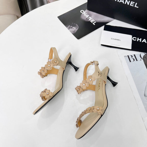 CC 26s Floral Sandal 7.5cm Beige Sheepskin 867465
