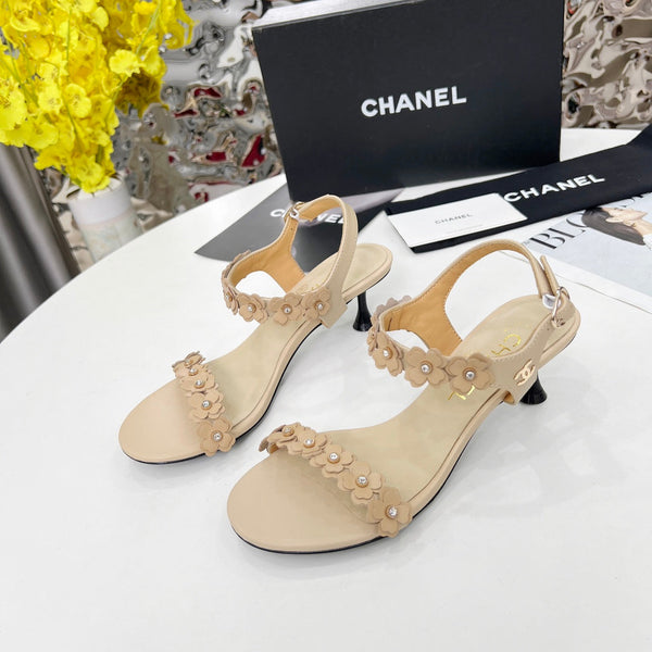CC 26s Floral Sandal 7.5cm Beige Sheepskin 867465