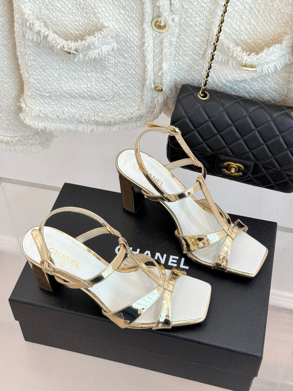 CC 26A Strappy Stiletto Sandals Gold Patent Leather 878664