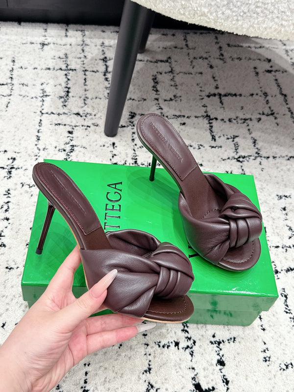 BV Knot Mule Sandals 9cm Chocolate Lambskin Leather 880936