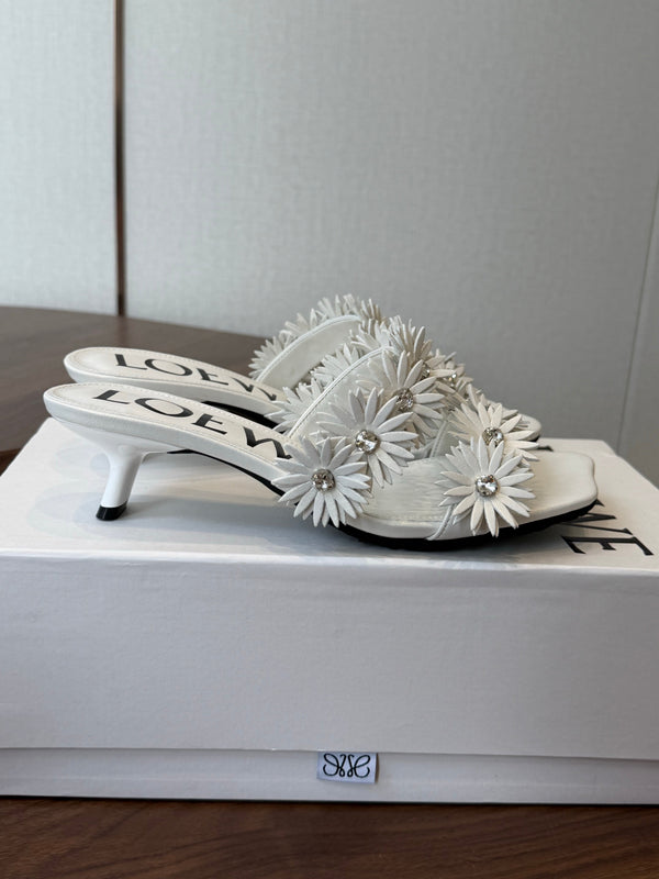 Loew Paula's Ibiza Petal Flower Sandals White Leather 889897