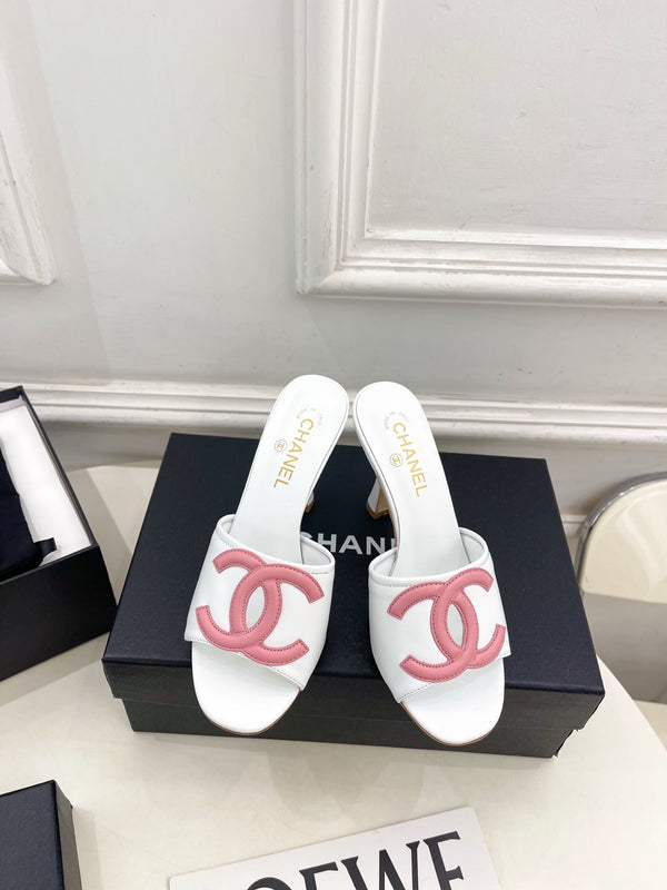 CC Double C Mules 9.5cm White Pink Leather 891677