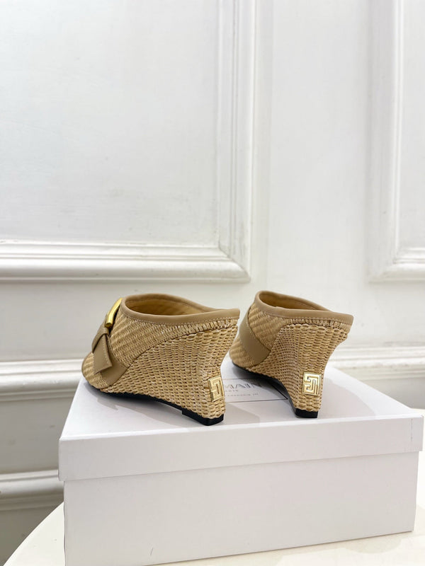 BM Anthem Buckle Wedge Mules 7.5cm Beige Woven Leather 892305