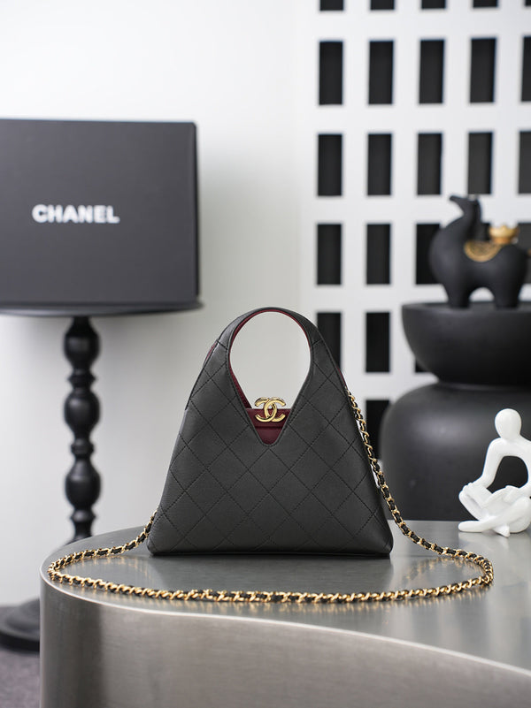 CC 26A Shopping Bag 23cm Black Lambskin