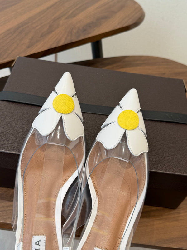 Alaia Round Flower Slingback Pumps 55mm Cowhide Clear PVC 889943