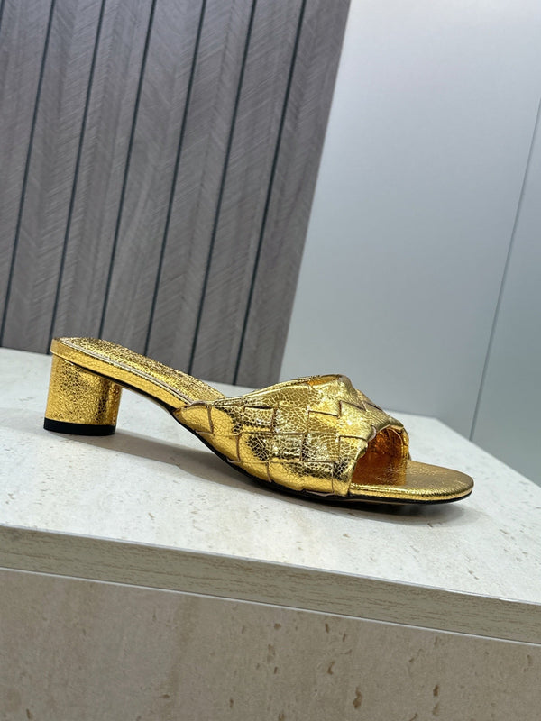 BV 26s Blink Intrecciato Mules 4.5cm Gold Metallic Leather 896576