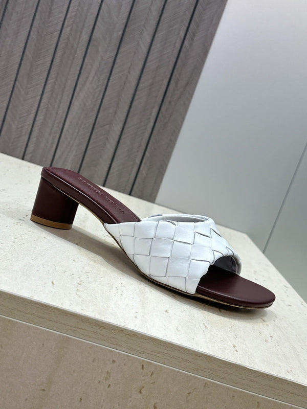 BV 26s Blink Intrecciato Mules 4.5cm White Brown Leather 896572