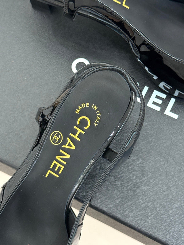CC 26A Pointed Toe Slingback Pumps Black Patent Cowhide 904670