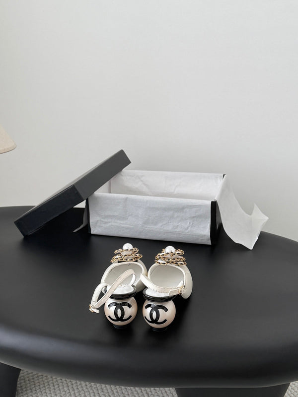 CC Pearl Heel Camellia Slingback Sandals White Leather 915119