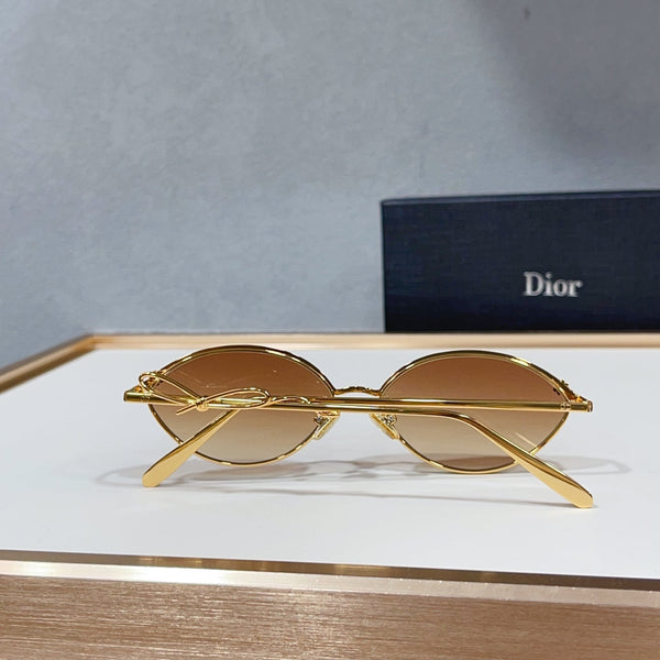 CD Sunglasses 105