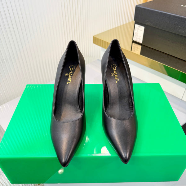 CC 26s Pumps 8.5cm Black Lambskin 924309