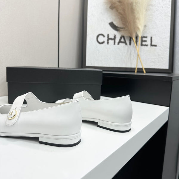 CC Mary Jane Flats White Black Leather 925645