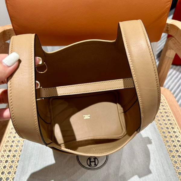 HM Picotin Lock 18CM Pocket Handbag Beige Swift Canvas