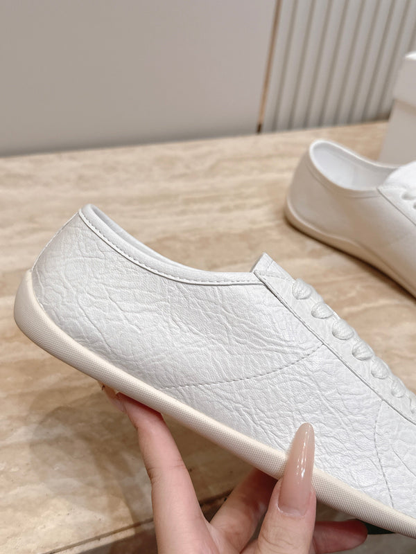 TR Low-Top Sneakers White Textured Leather 954419